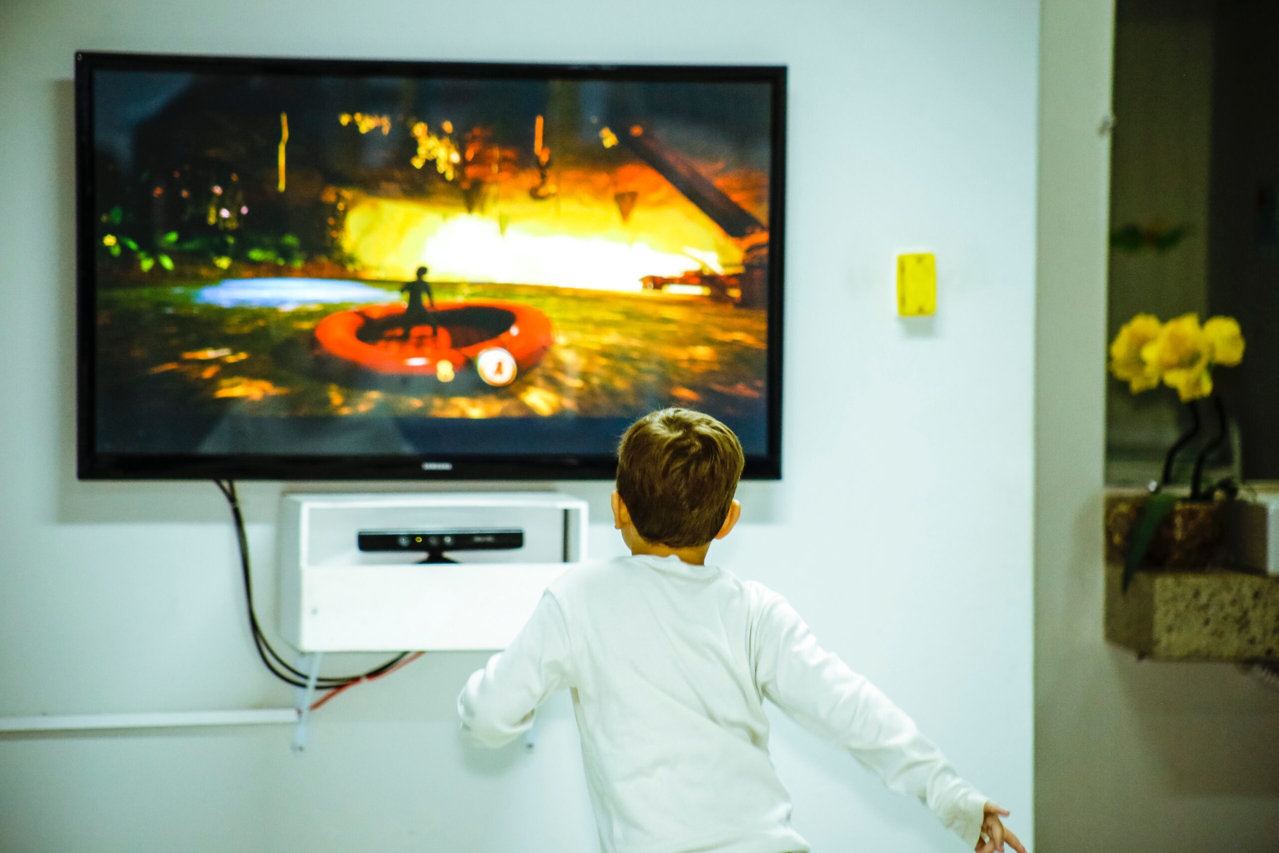 Criança televisao
