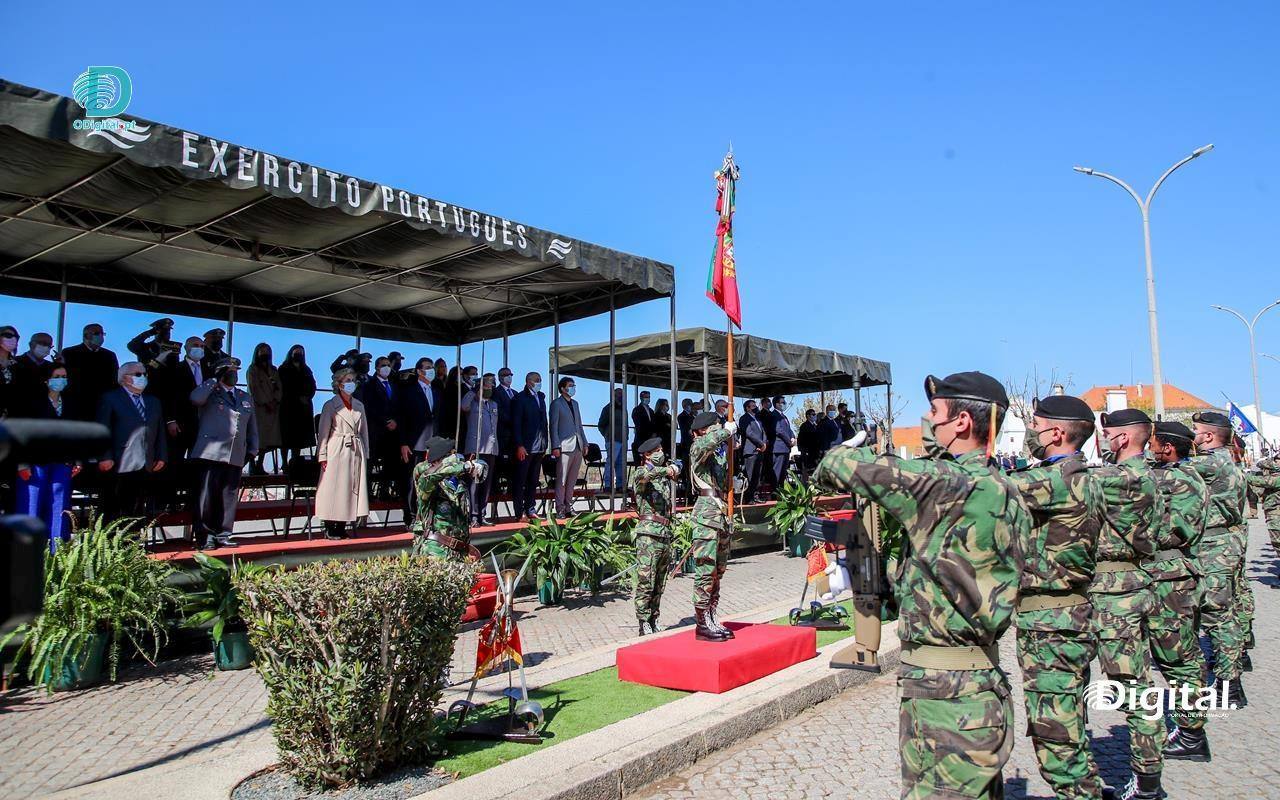 ilitares em fronteira