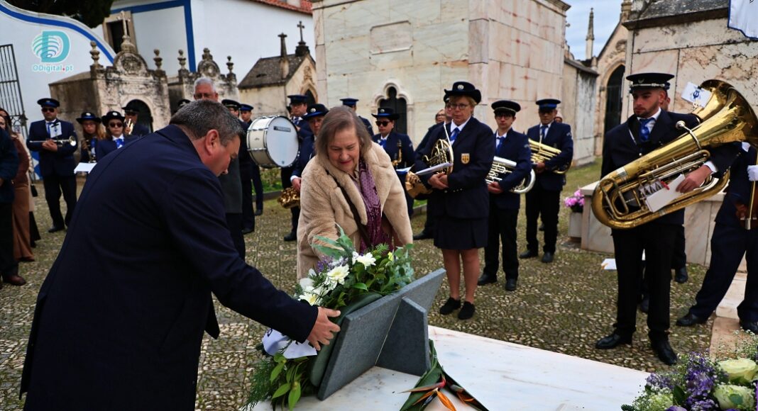https://odigital.sapo.pt/wp-content/uploads/2025/12/vv_aniversario_florbela_dez25014.jpg