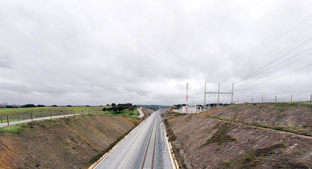 Linha ferroviária