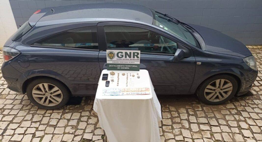 GNR detém homem em Odemira com mais de mil doses de droga no carro