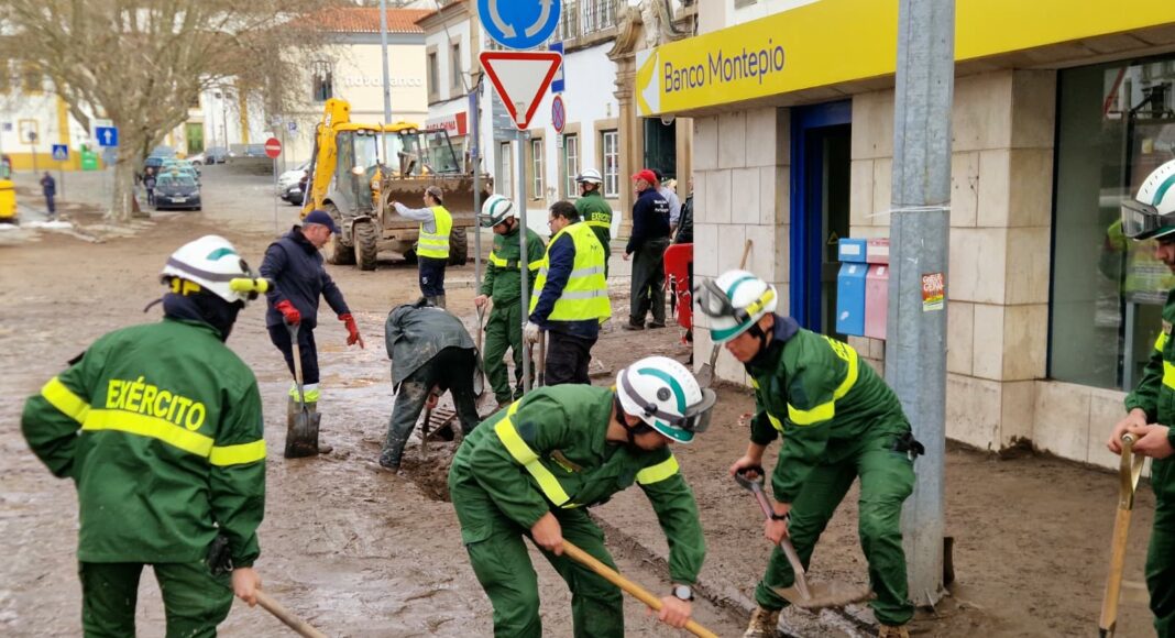 Regimento de Cavalaria n.º 3 mobilizado para Portalegre devido à tempestade Leonardo
