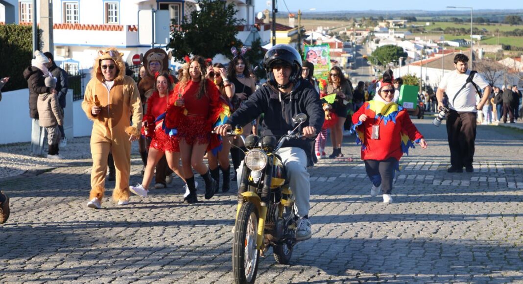 Carnaval de Sousel anima as ruas da vila com cor, música e tradição
