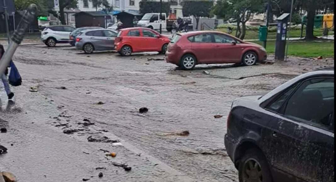 Mau tempo: Água, lama e pedras da Serra de São Mamede em Portalegre danificam dezenas de carros