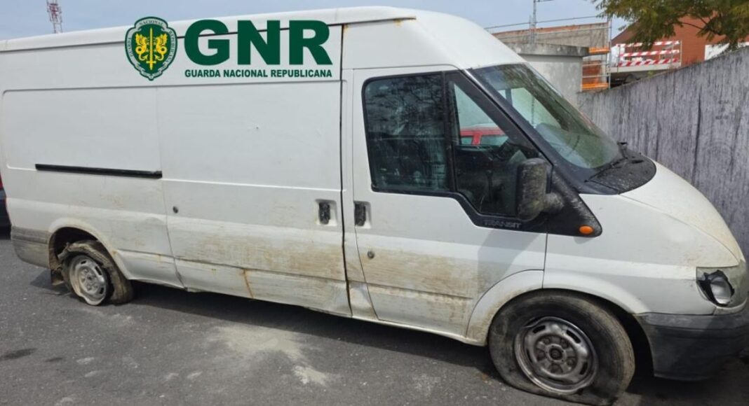 Fuga à GNR termina com detenções em Mértola e apreensão de carrinha furtada