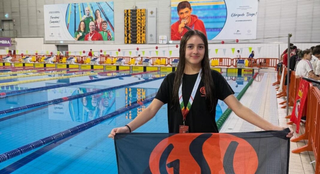 Margarida Beato sagra-se vice-campeã nacional e destaca Grândola na natação juvenil