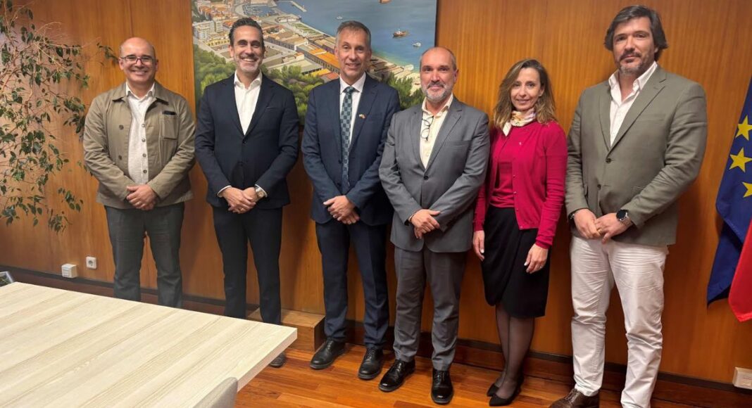 Porto de Setúbal reforça ligação ao setor mineiro com nova concessão do Terminal das Praias do Sado
