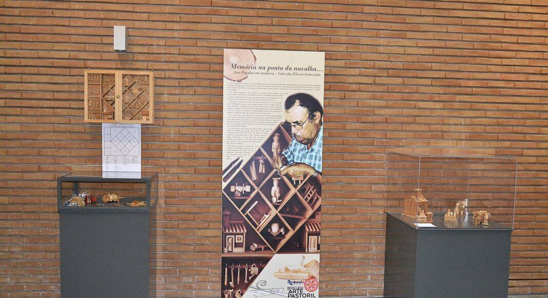 Redondo mostra arte em madeira que retrata profissões e tradições do século XX