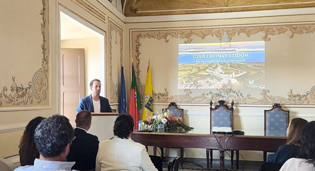 Câmara de Mourão apresenta “Guia do Investidor”: A “porta de entrada” para novos projetos no concelho (c/fotos)