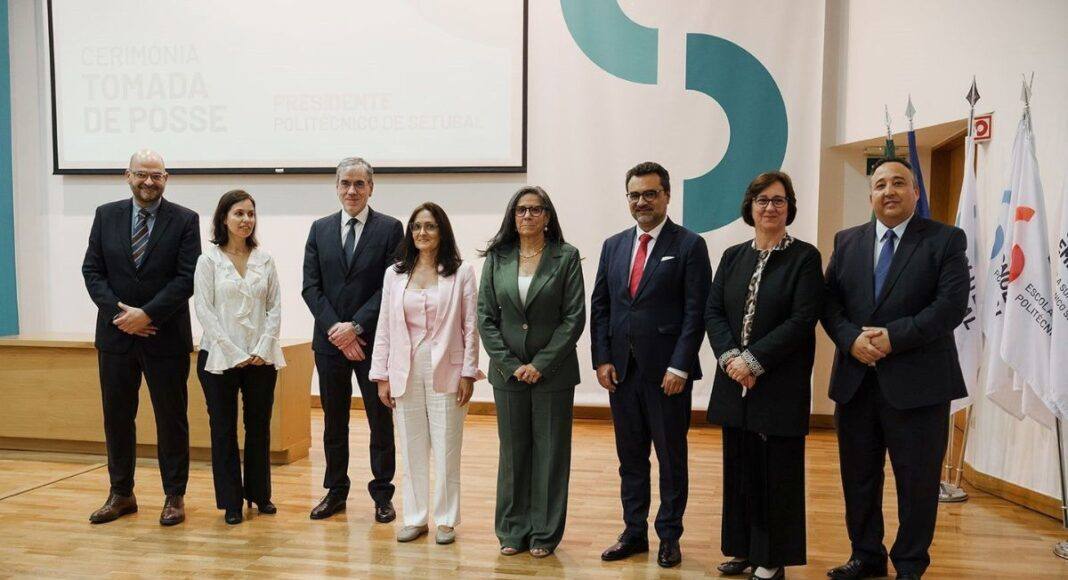 Politécnico de Setúbal: Ângela Lemos toma posse e aponta polo de Sines como prioridade do novo mandato