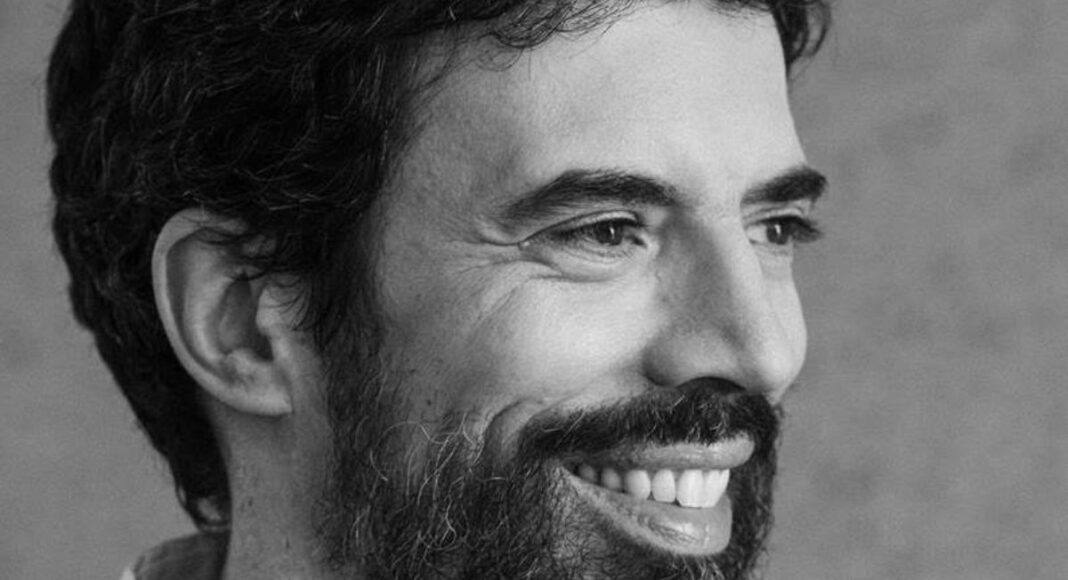Biblioteca de Redondo recebe exposição dedicada a João Tordo entre 5 e 31 de maio