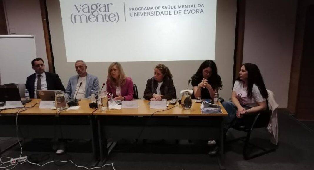 Saúde mental de crianças e jovens em foco: Especialistas reúnem-se na Universidade de Évora para apontar soluções