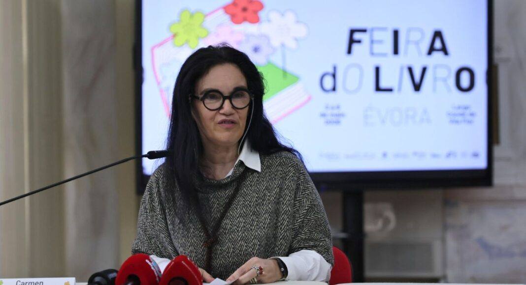 Feira do Livro de Évora alarga-se ao Jardim Diana com programação para todas as idades