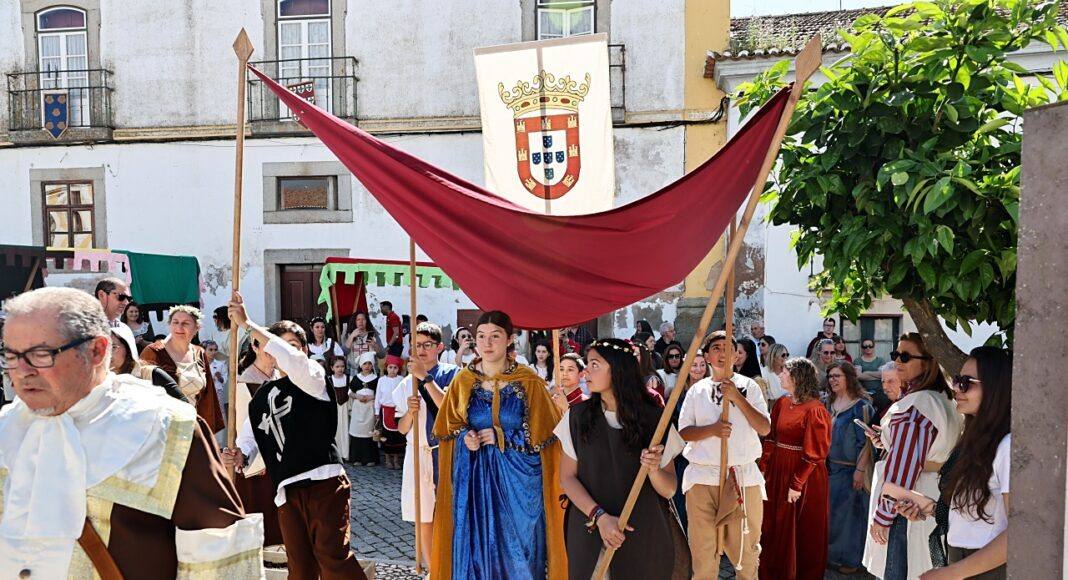 Monforte transforma-se num palco histórico para reviver um casamento que marcou a Europa