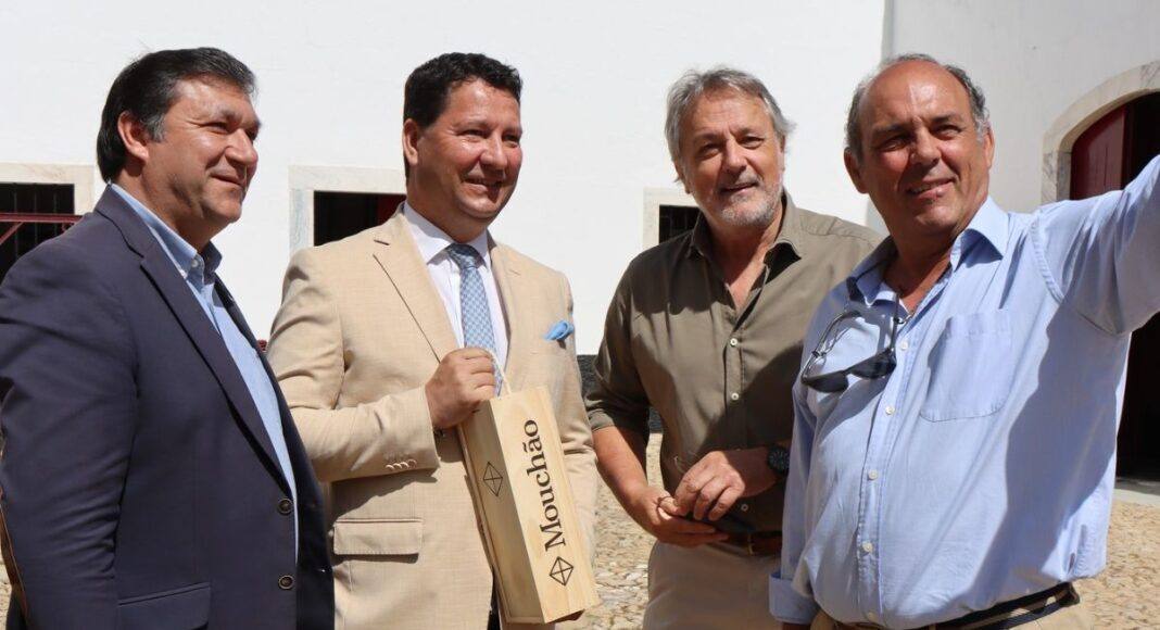 Sousel: Sec. de Estado da Agricultura visita Herdade do Mouchão e destaca papel do setor no Alentejo
