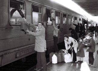 Como as fotografias de Marques Valentim retratam a passagem da ditadura à democracia em Portugal Como as fotografias de Marques Valentim retratam a passagem da ditadura à democracia em Portugal