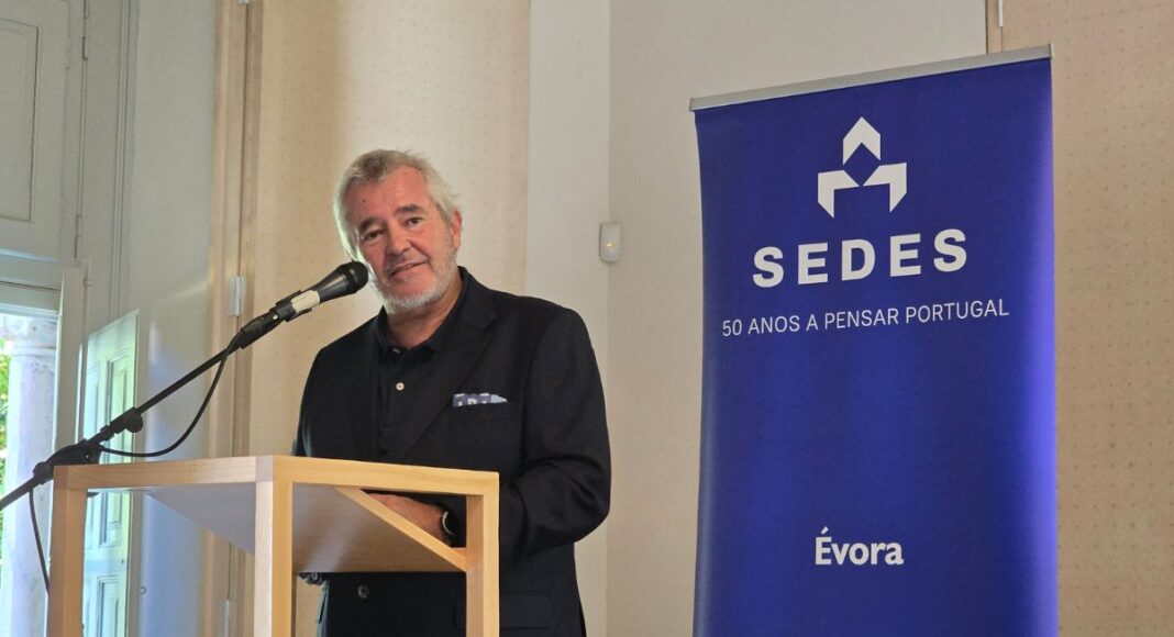 Álvaro Beleza defende identidade cultural como fator de desenvolvimento no Alentejo